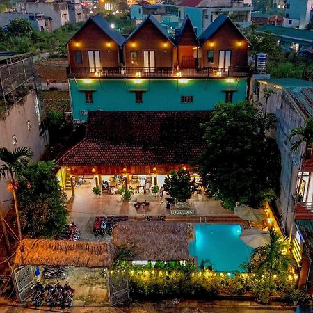 Odyssey Hostel, Tours & Motorbikes Rental Ha Giang Extérieur photo